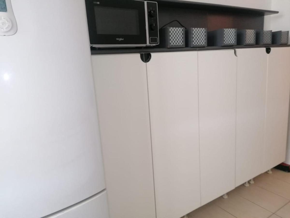 דירות דסנזאנו דל גארדה Le Finestre Sugli Ulivi מראה חיצוני תמונה